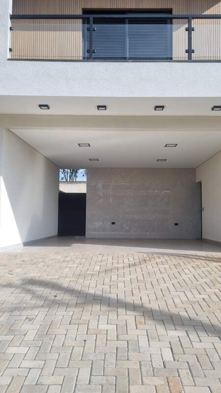 Casa em condomínio à venda no Portal Ville Jardins: 