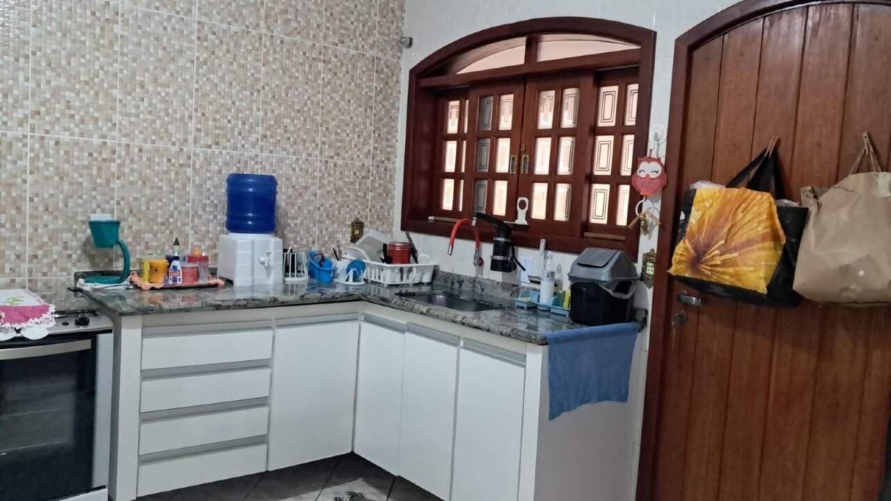 Casa em condomínio à venda no Nova Rheata: 