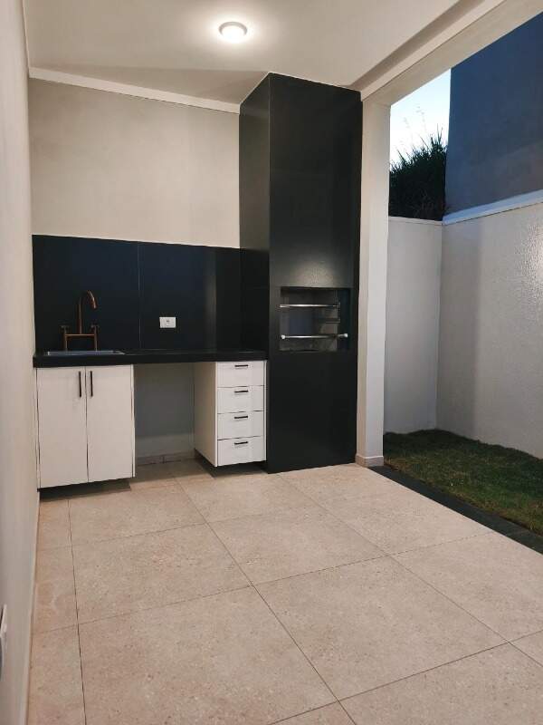 Casa em condomínio à venda no Loteamento Reserva dos Ipês: 