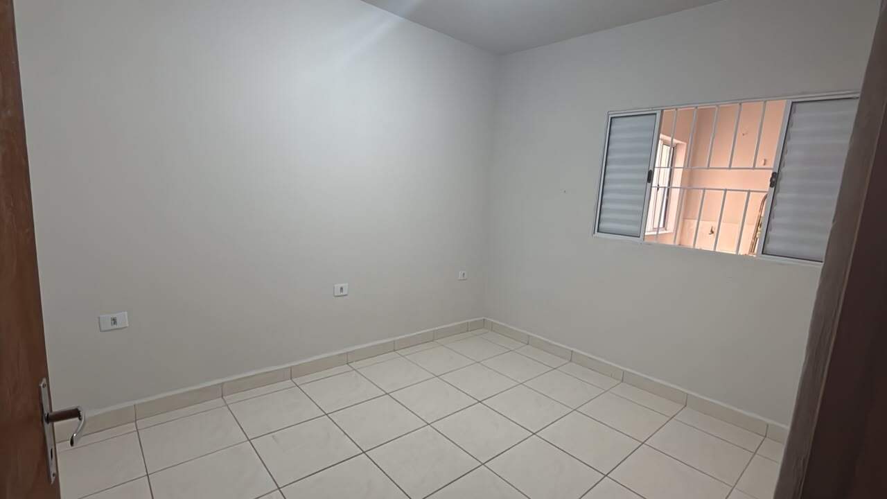 Apartamento para aluguel no Residencial Água Branca: 