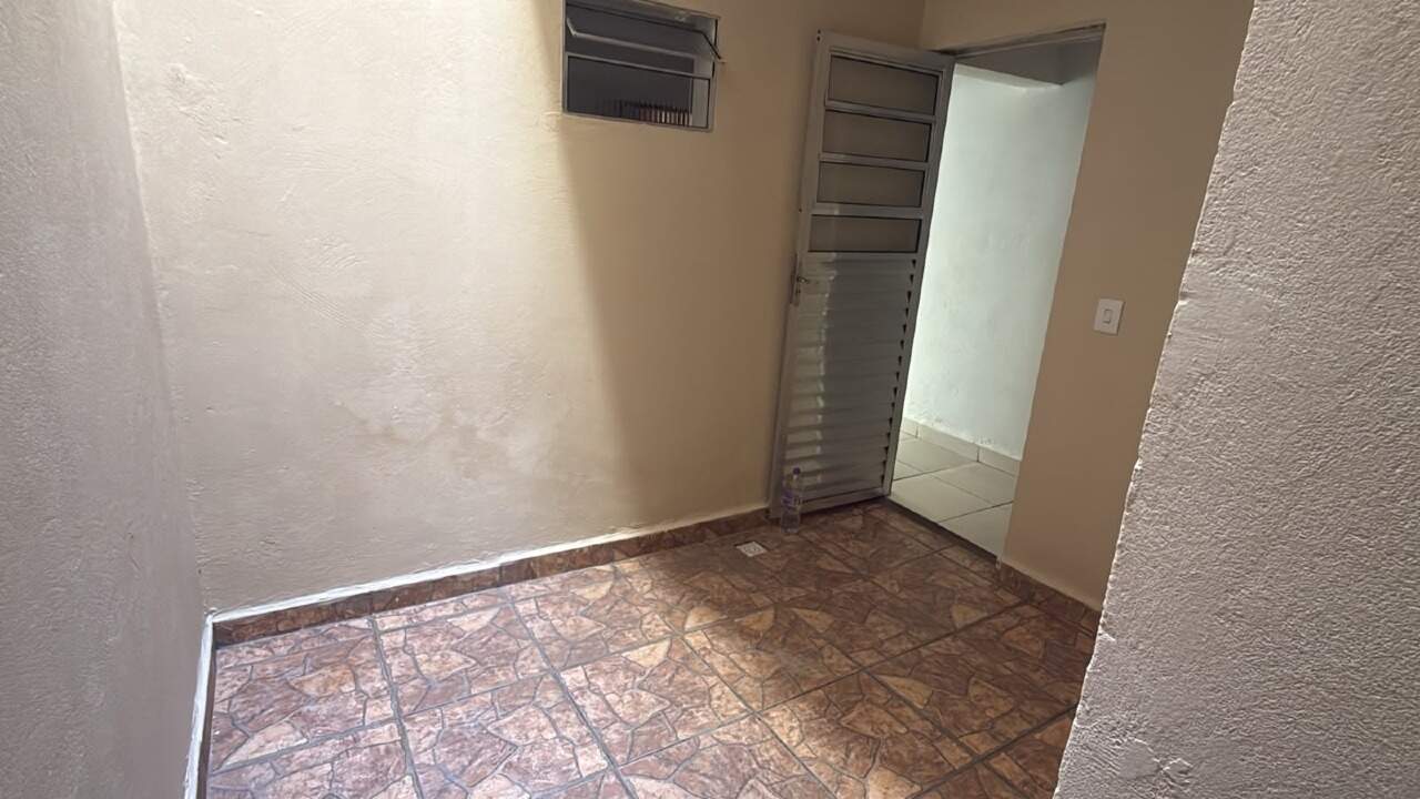 Apartamento para aluguel no Residencial Água Branca: 