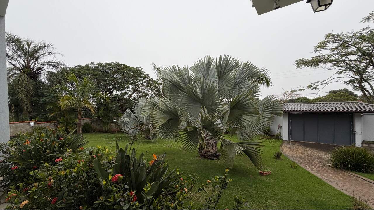 Casa em condomínio à venda no Fazenda Castelo: 