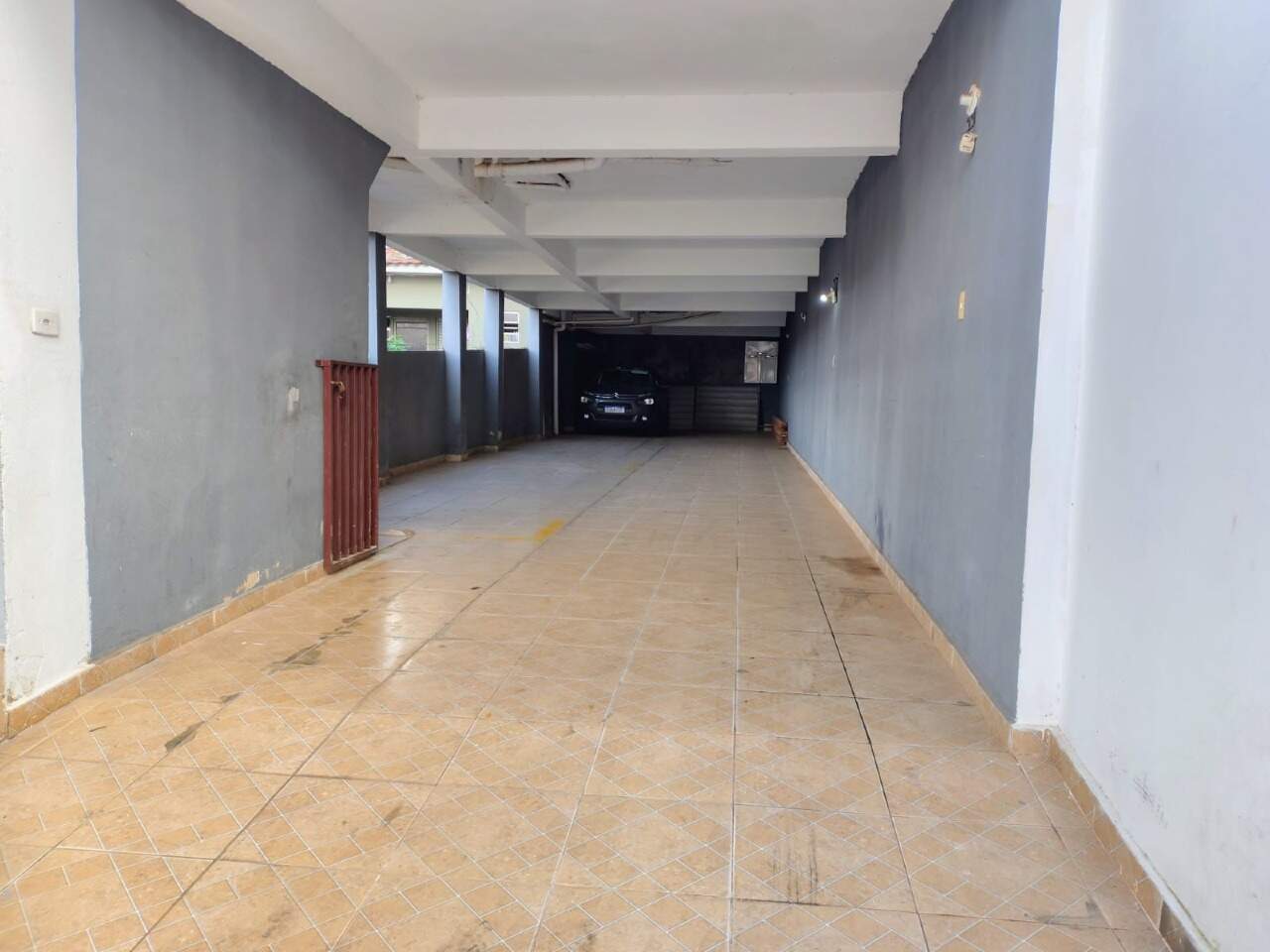 Prédio à venda no Jardim Santo Antônio: 