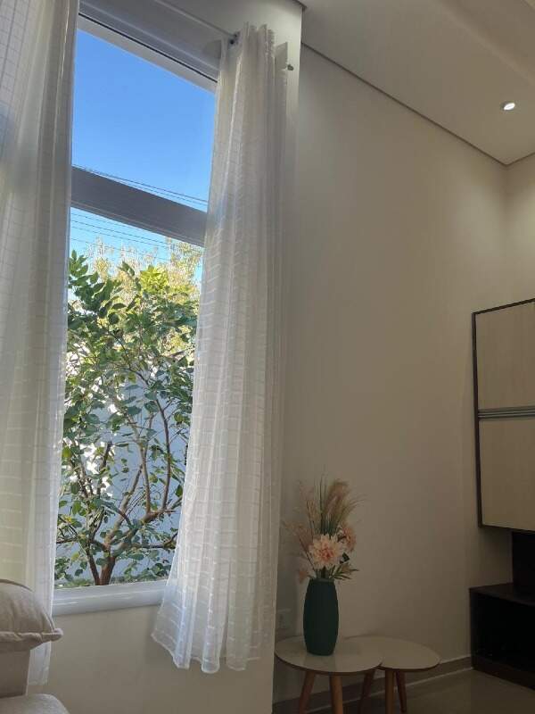 Casa para aluguel no Residencial Água Branca: 