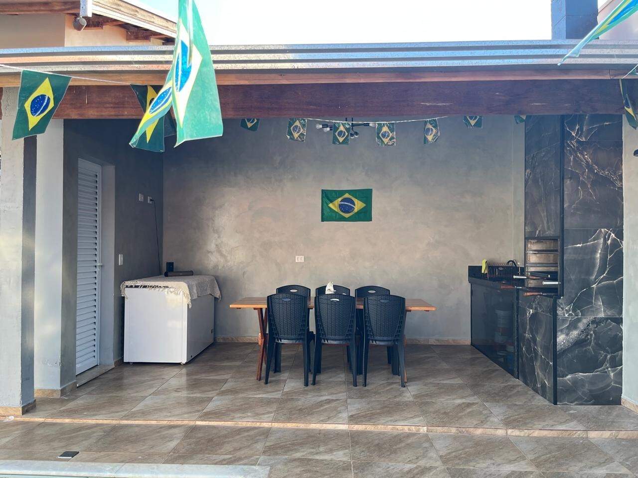Casa para aluguel no Residencial Água Branca: 