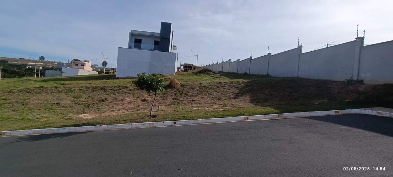 Terreno à venda no Loteamento Reserva dos Ipês: 