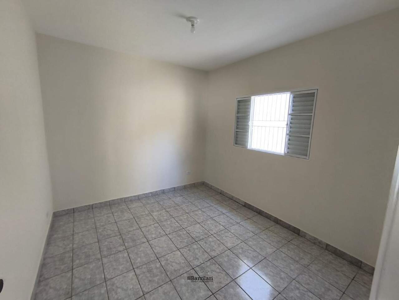 Casa à venda no Jardim Hermínia: 