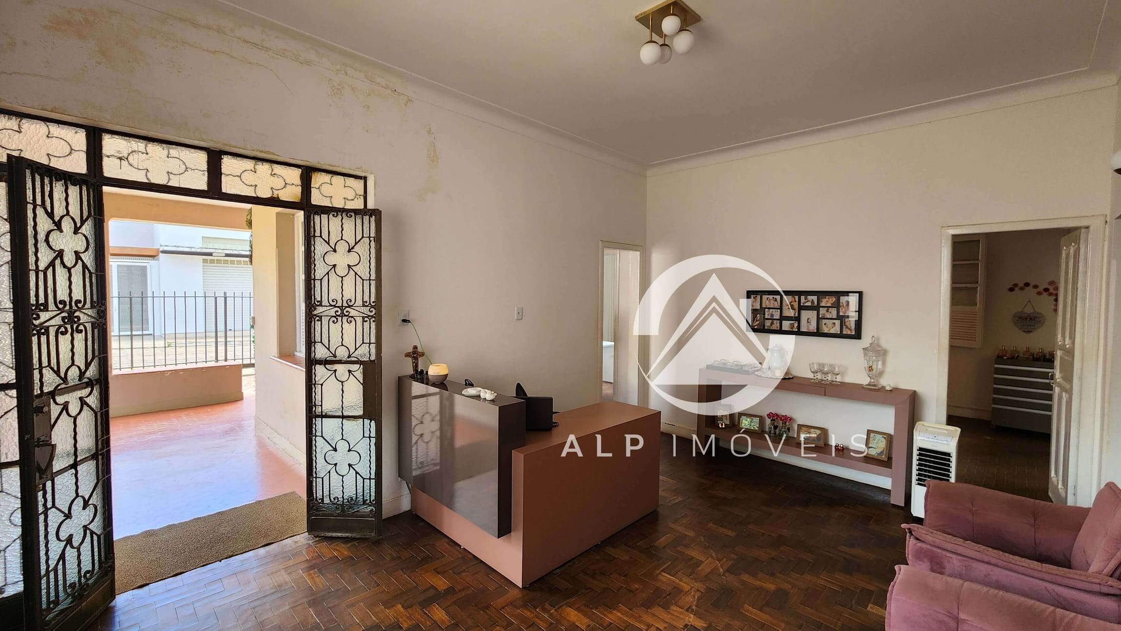 Casa à venda no Centro: 