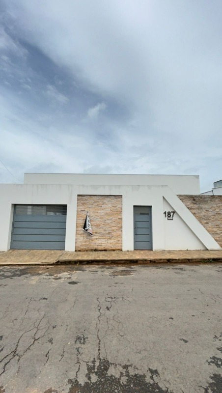 Casa à venda no MONTERREY: 