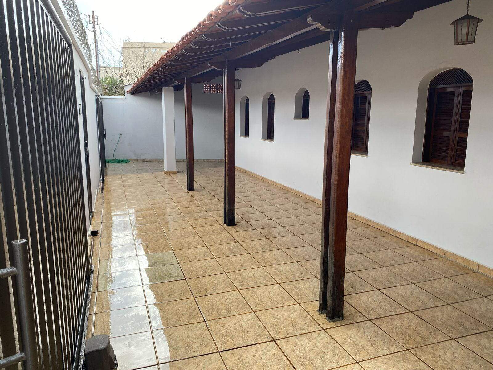 Casa à venda no Centro: 