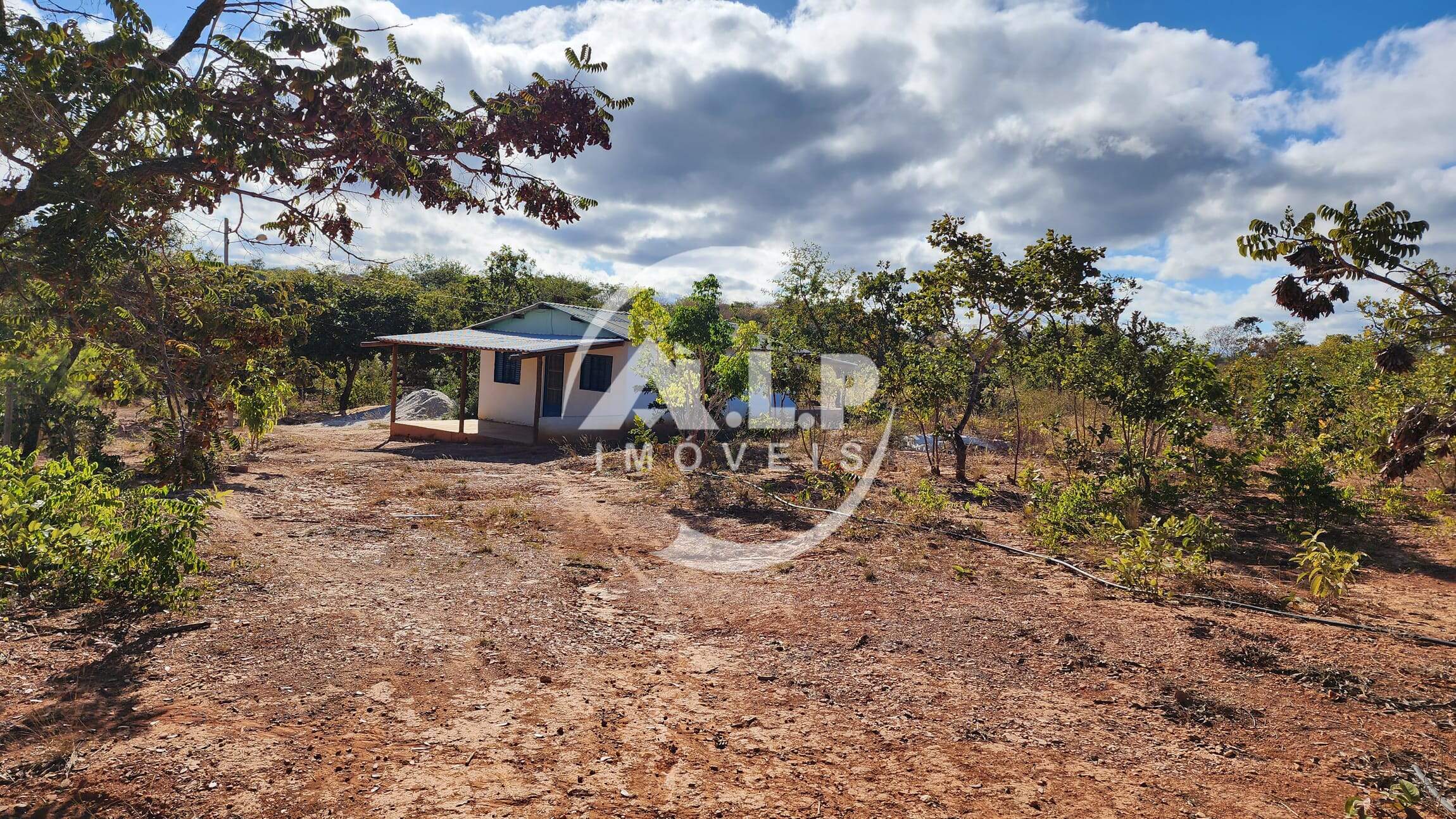 Terreno à venda no Zona Rural Taboquinha 1: 