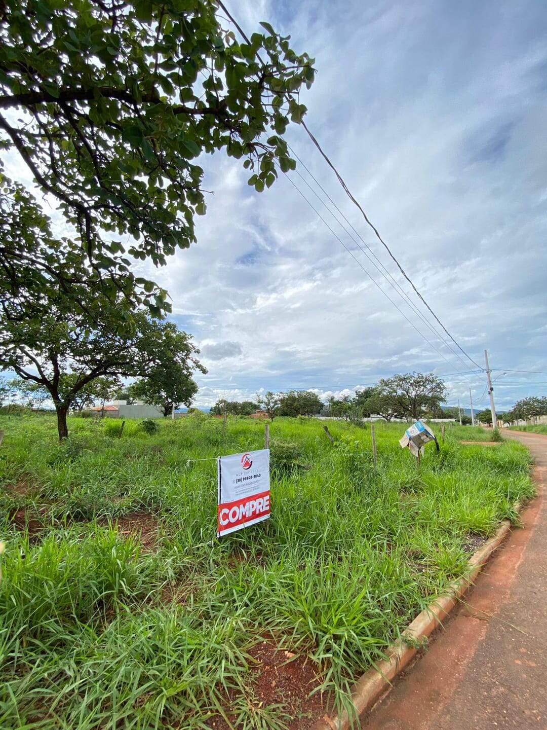 Terreno à venda no JARDIM AEROPORTO: 