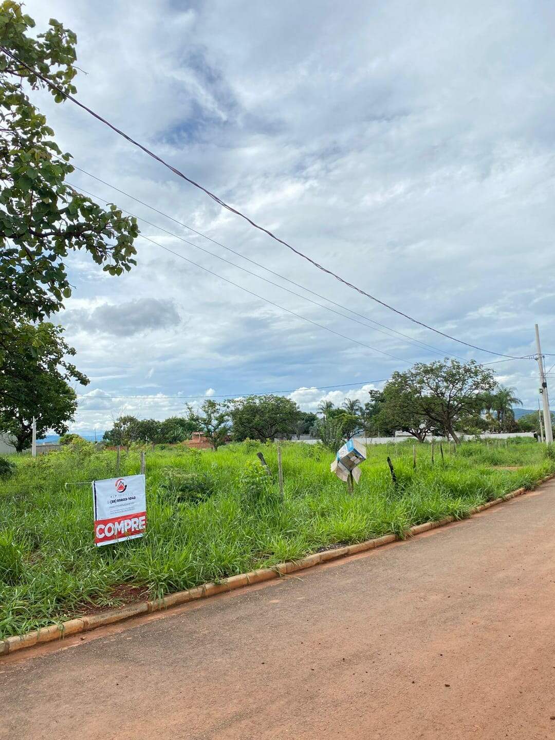 Terreno à venda no JARDIM AEROPORTO: 