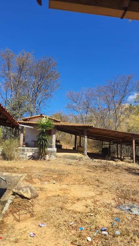 Chácara à venda no ZONA RURAL: 