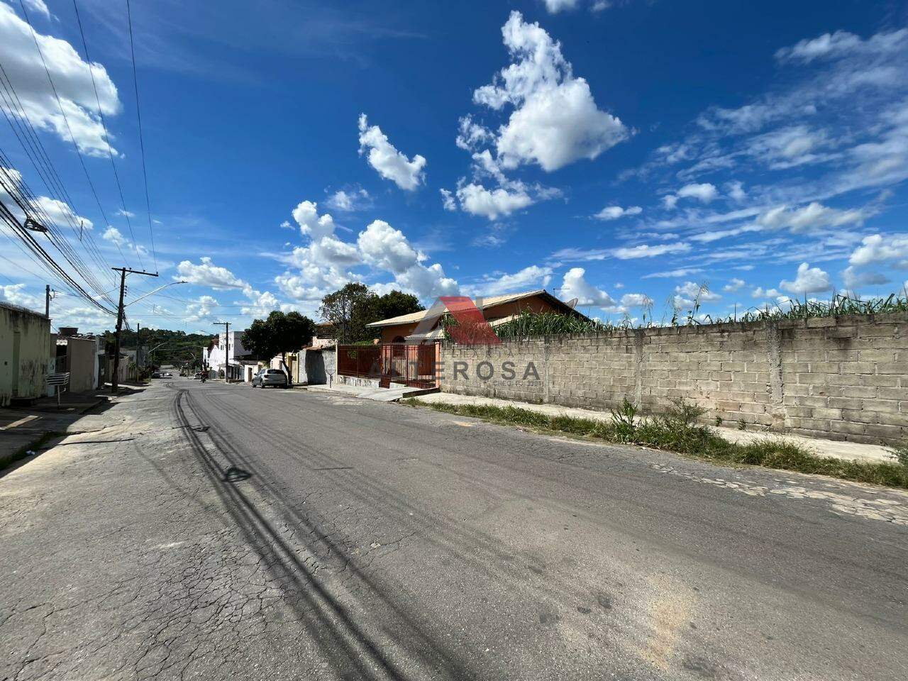 Lote à venda no Parque Jardim Soli: 