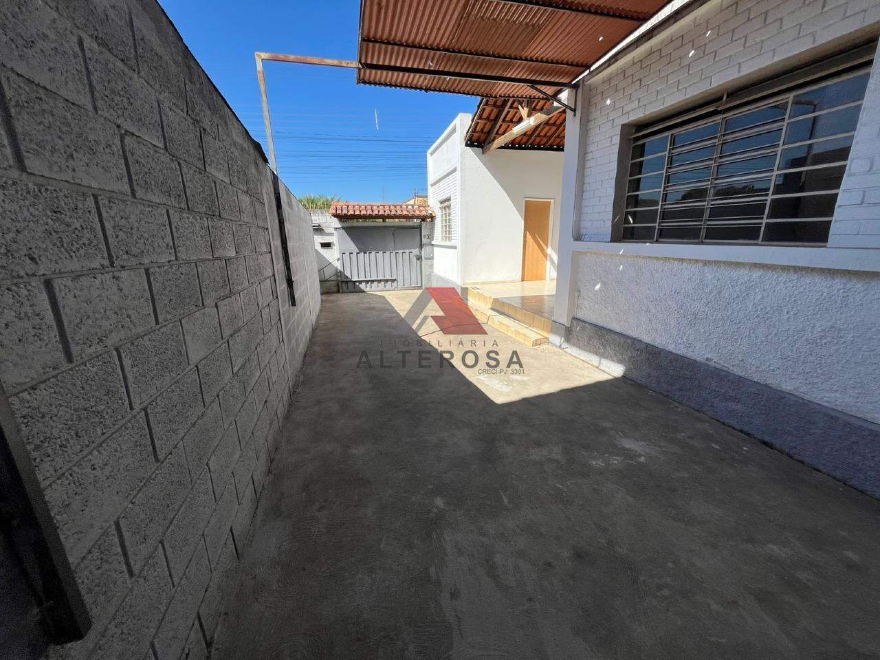 Casa residencial para aluguel no Centro: 