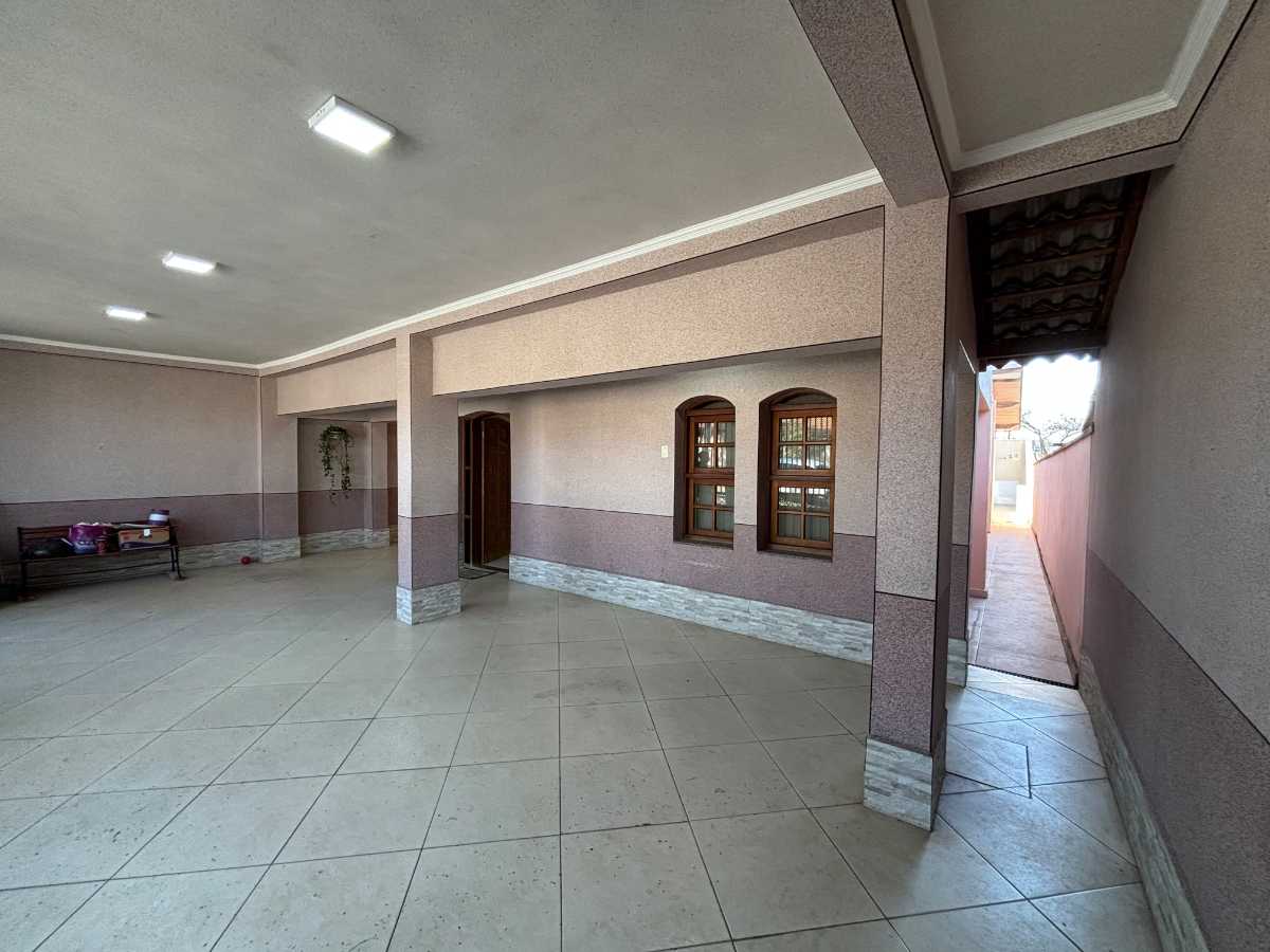 Casa à venda no Nossa Senhora do Monte Serrat: 