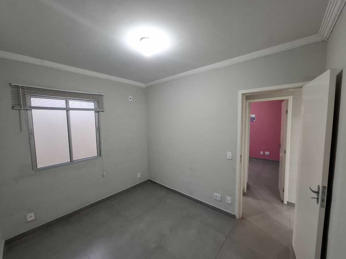 Apartamento à venda no Edificio Monte Serrat: 