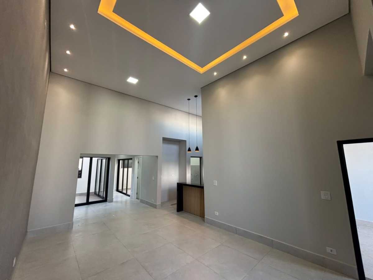 Casa à venda no Condomínio Guarujá: 