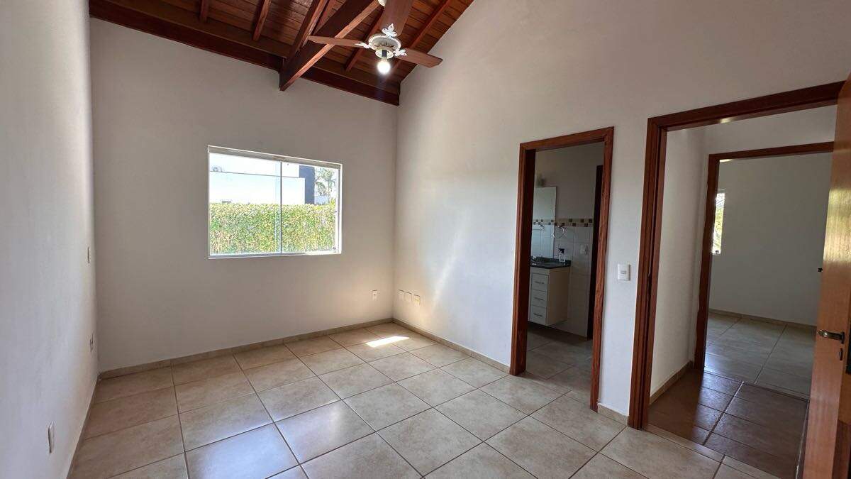 Casa à venda no Condomínio Fazenda Palmeiras Imperiais: 