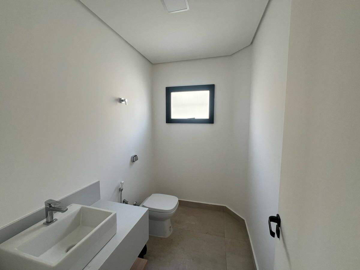 Casa à venda no Condominio Residencial Central Parque: 