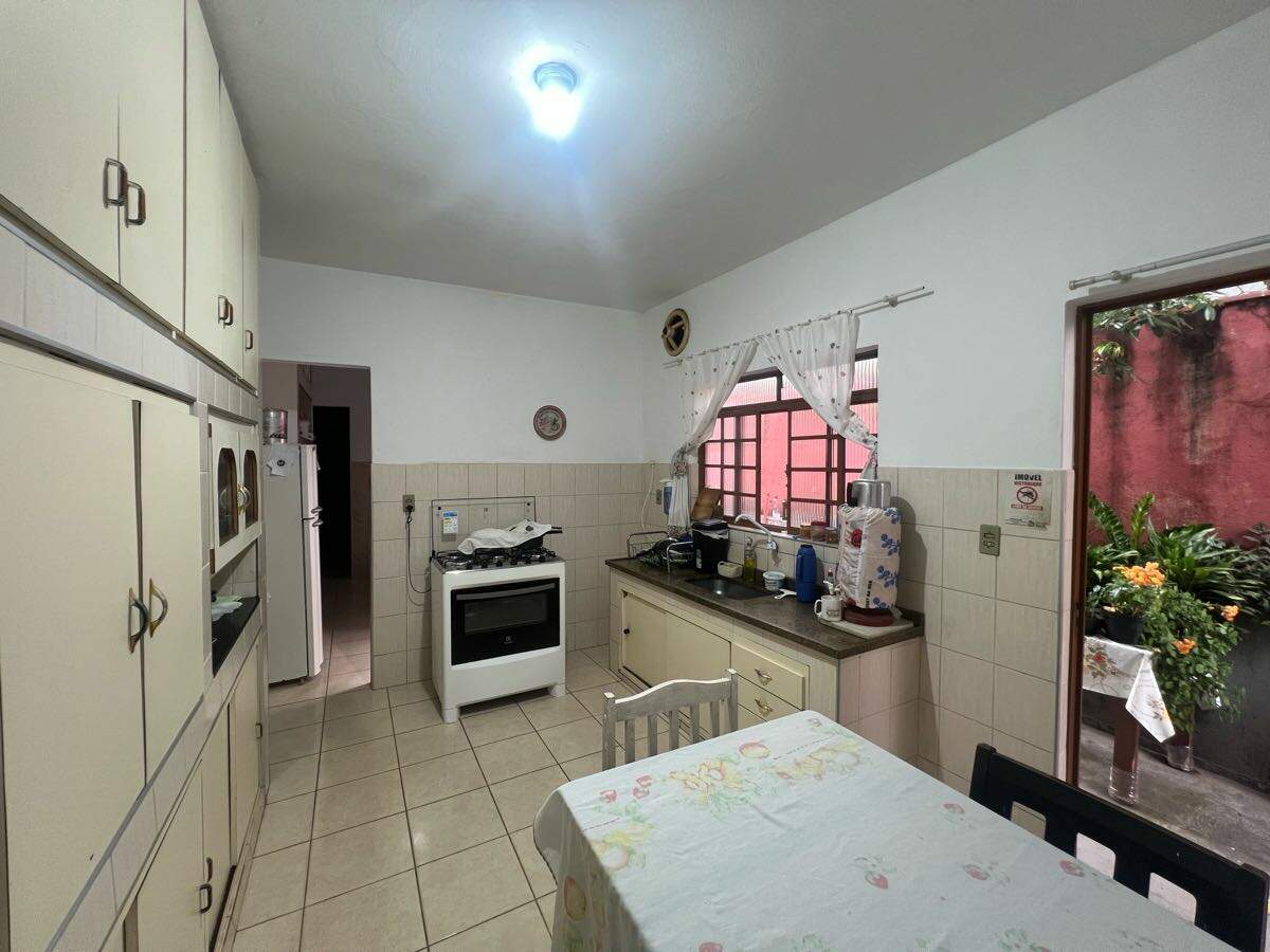 Casa à venda no Jardim Saltense: 