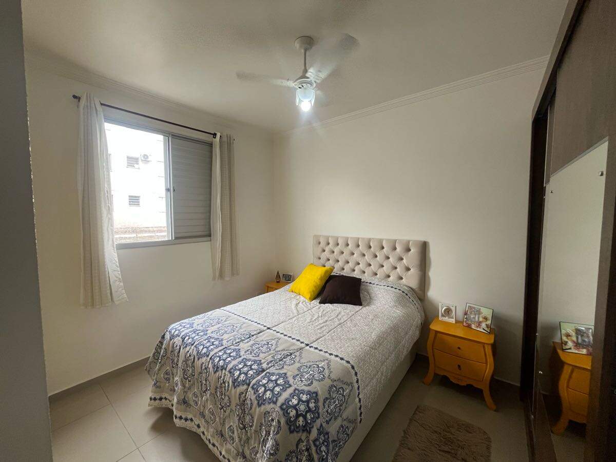 Apartamento à venda no Condominio Solar dos Sabias: 