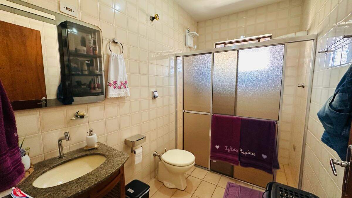 Casa à venda no Jardim Paraíso: 