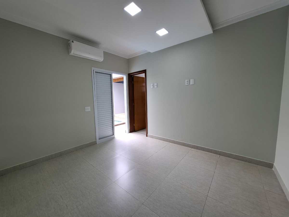 Casa à venda no Jardim Monte Carlo: 