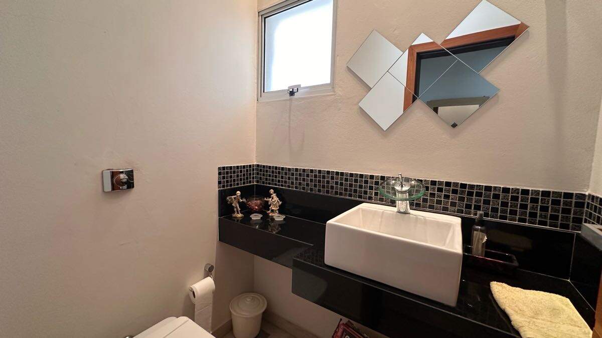 Casa à venda no Condominio costa das areais: 
