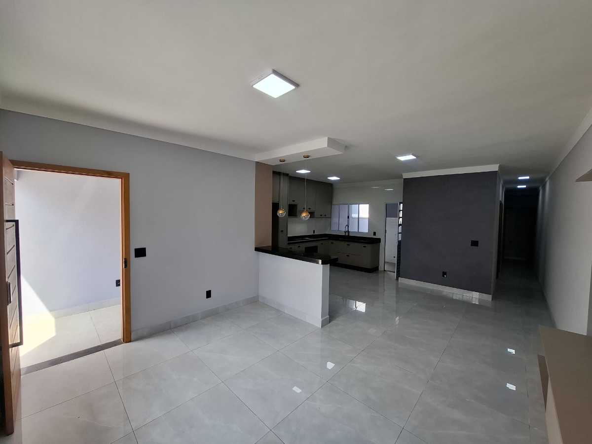 Casa à venda no Jardim Nair Maria: 