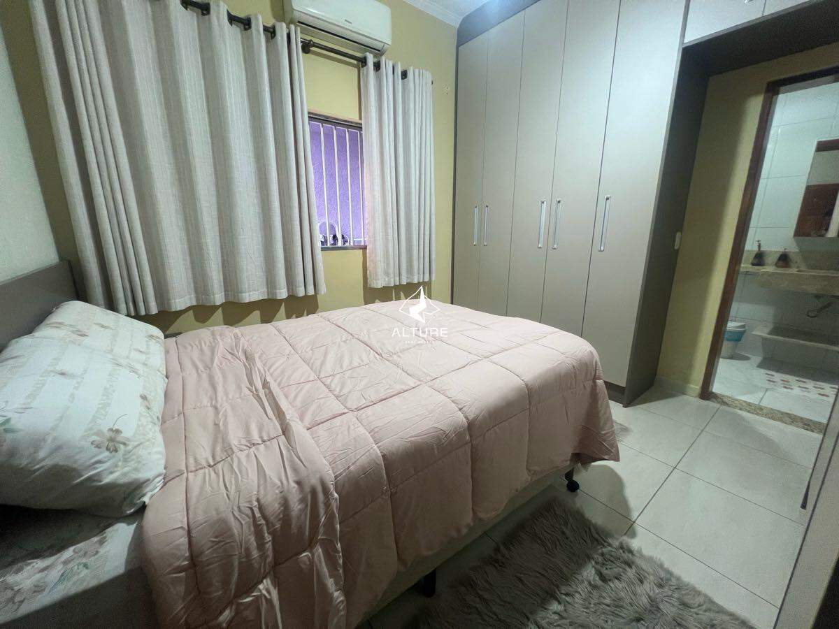 Casa à venda no Residencial Parque Laguna: 