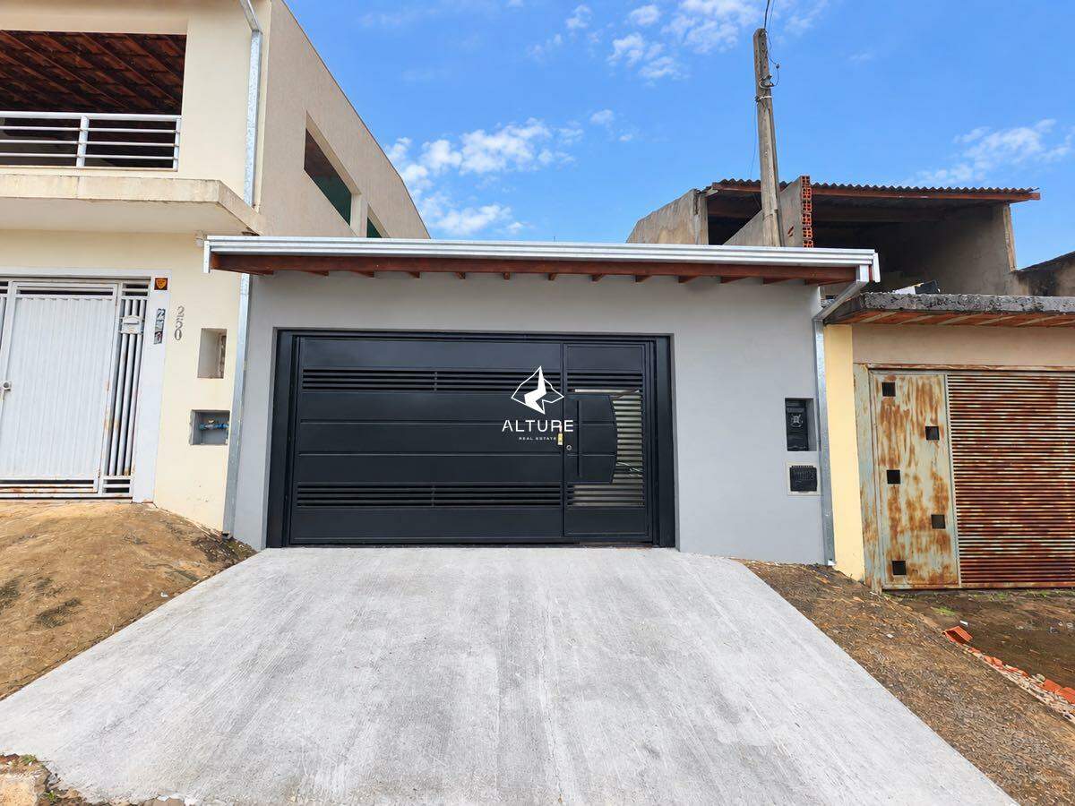 Casa à venda no Jardim Nair Maria: 