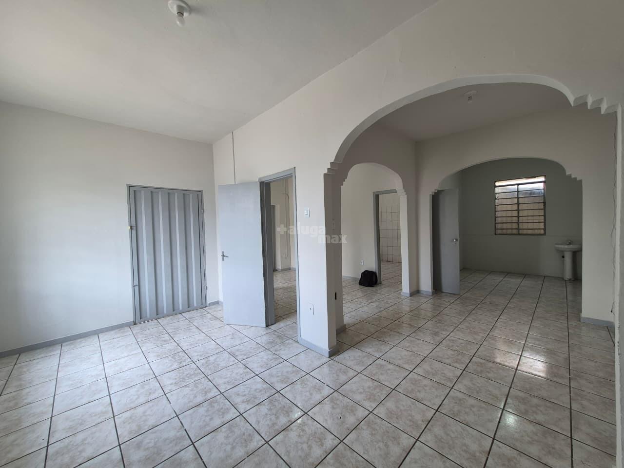 Casa para aluguel no Carlos Prates: 