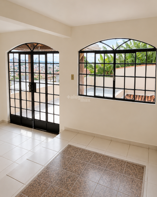 Casa geminada para aluguel no Estoril: 