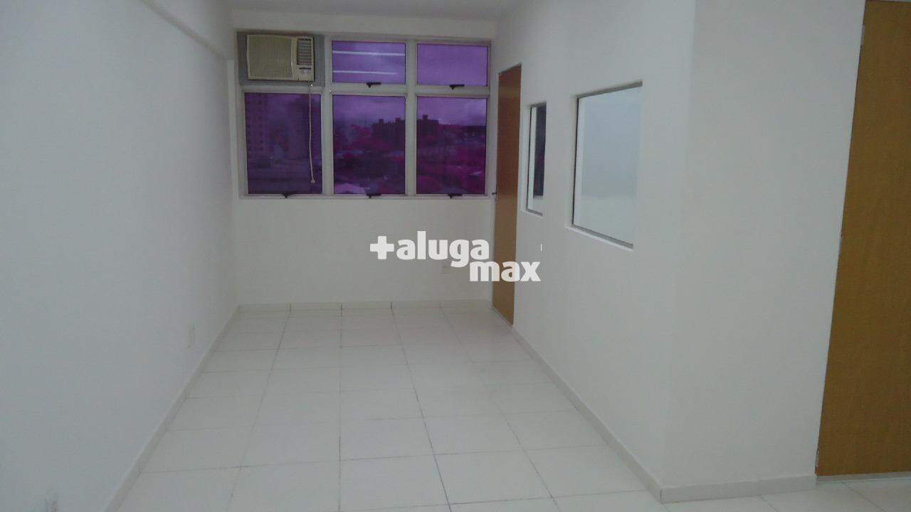Sala para aluguel no Prado: 