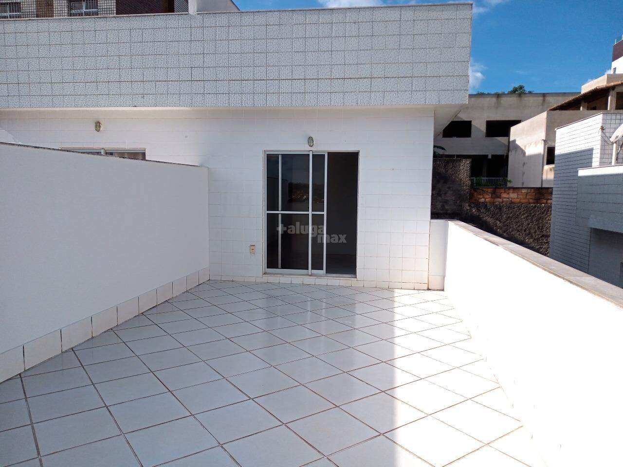 Apartamento para aluguel no Estoril: VARANDA