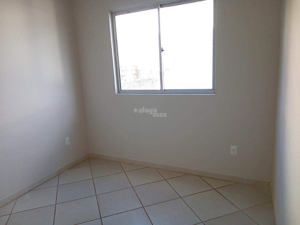 Apartamento para aluguel no Estoril: QUARTO 01