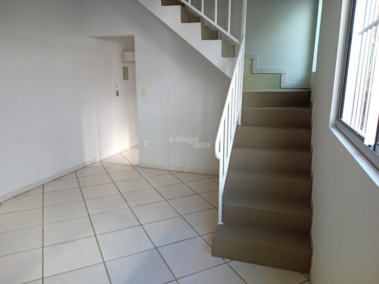 Apartamento para aluguel no Estoril: SALA