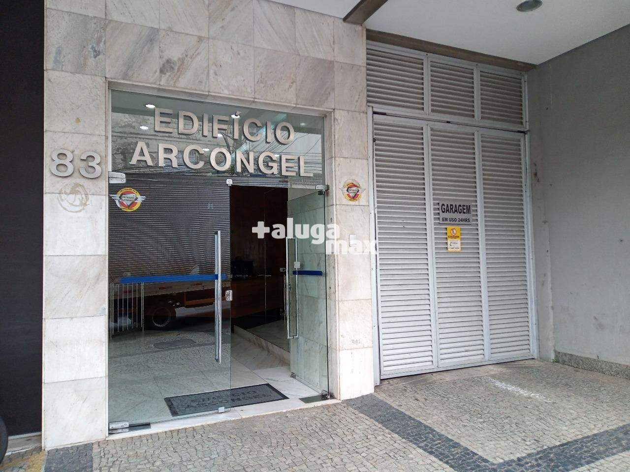 Sala para aluguel no Prado: 