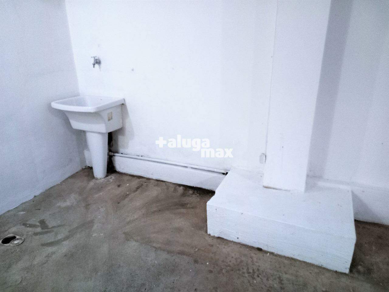 Loja para aluguel no Alto Vera Cruz: SUB SOLO