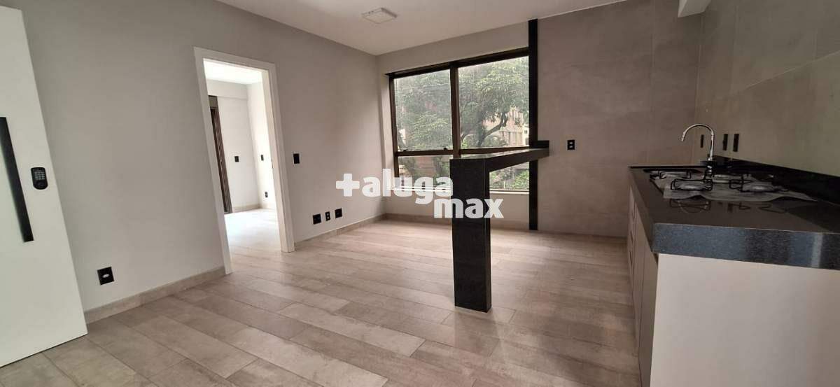 Apartamento com área à venda no Lourdes: 