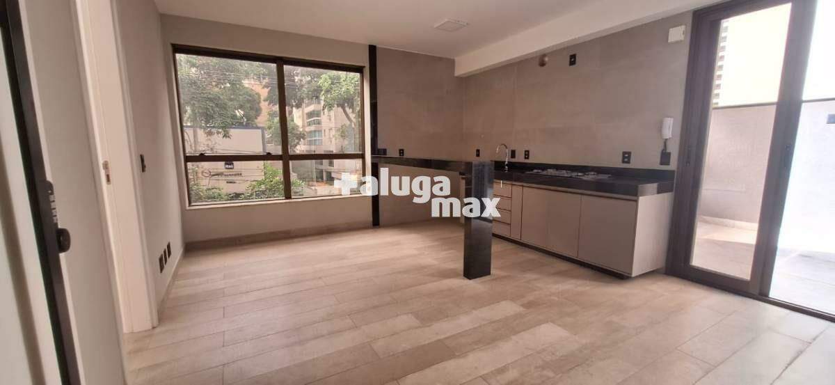 Apartamento com área à venda no Lourdes: 
