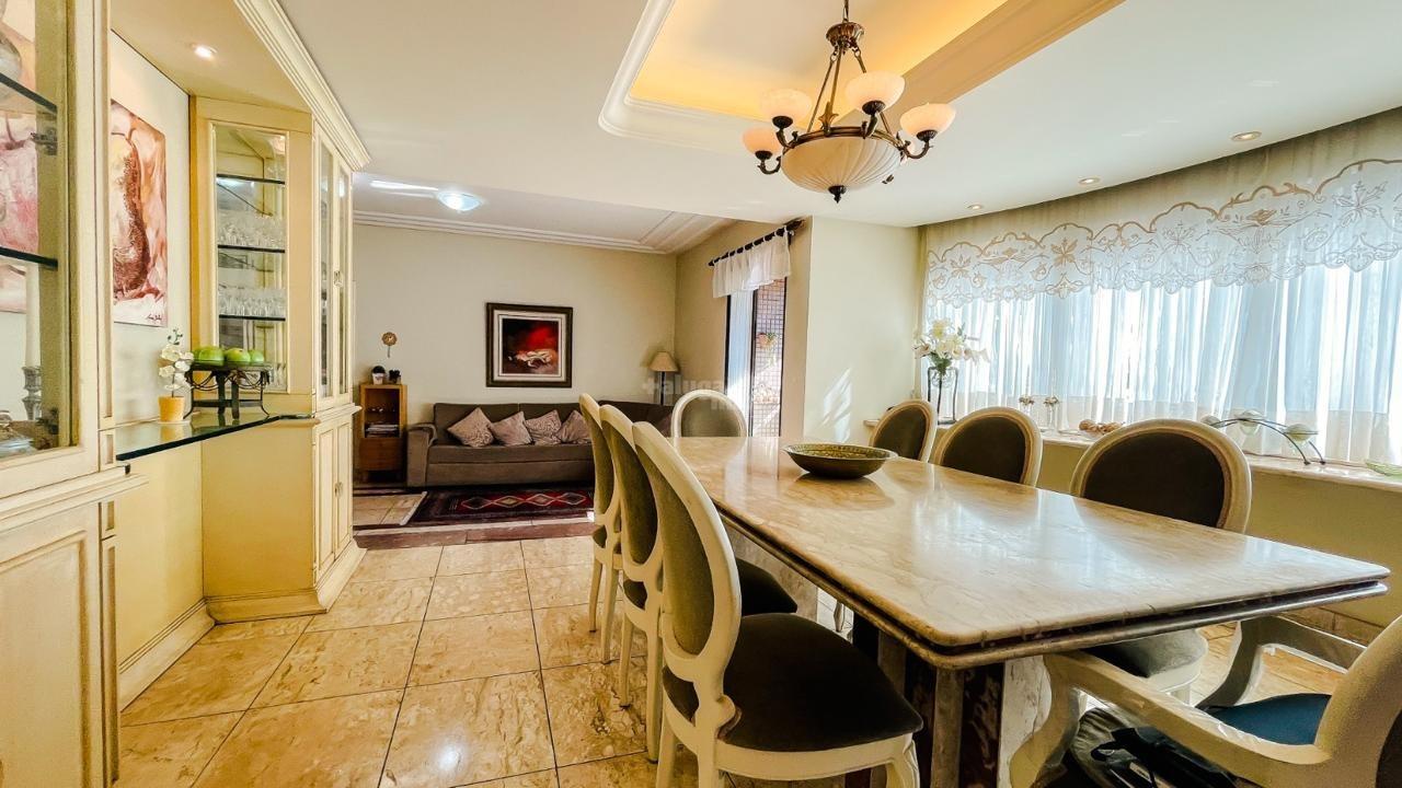 Apartamento à venda no Funcionários: 