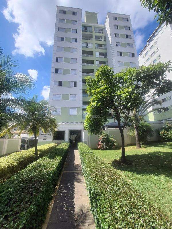 Apartamento para aluguel no Castelo: 