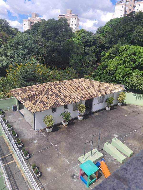 Apartamento para aluguel no Castelo: 