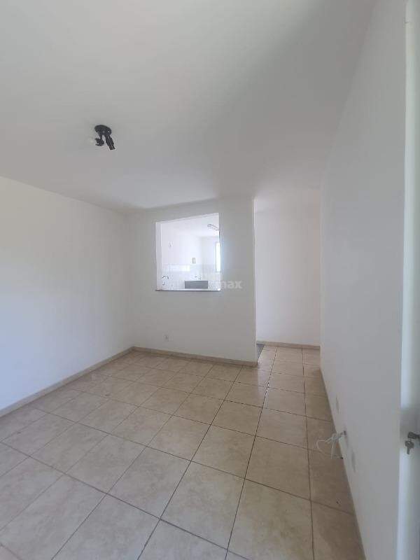 Apartamento para aluguel no Castelo: 