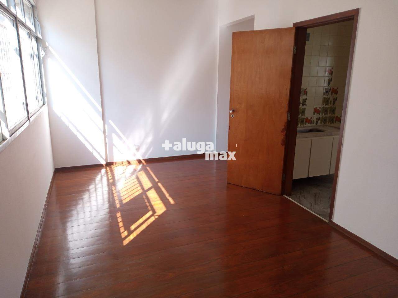 Apartamento à venda no Santo Antônio: SALA