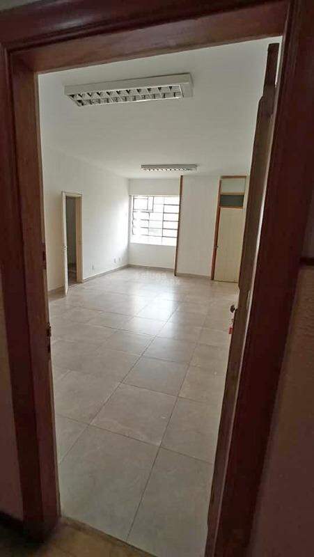 Sala para aluguel no Centro: 