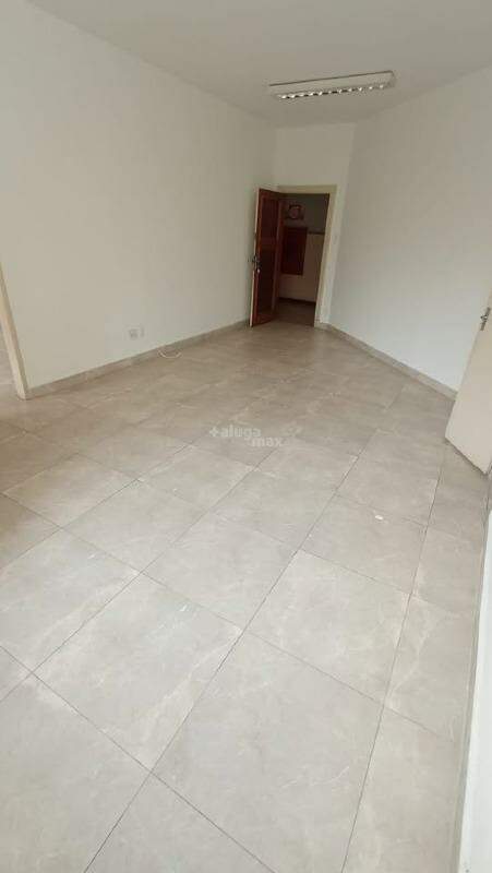 Sala para aluguel no Centro: 
